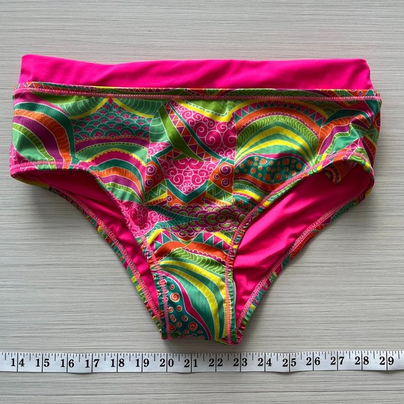 Tankini - Picture 2 of 16